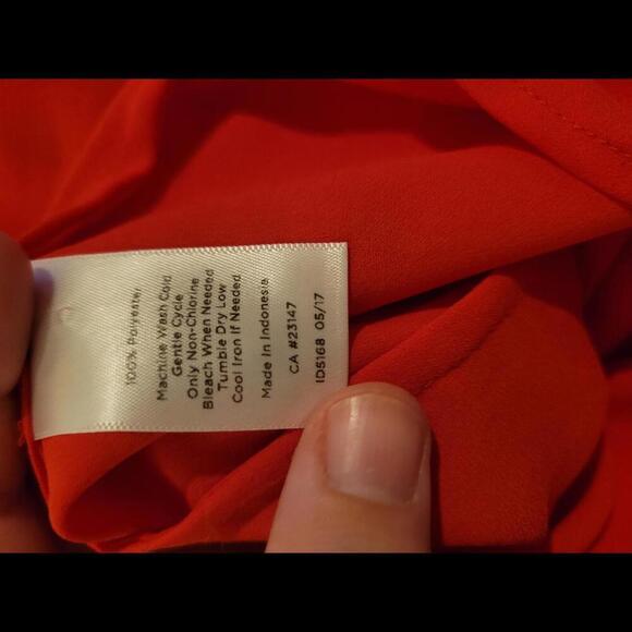 Talbots XL red v neck blouse - Picture 5 of 5